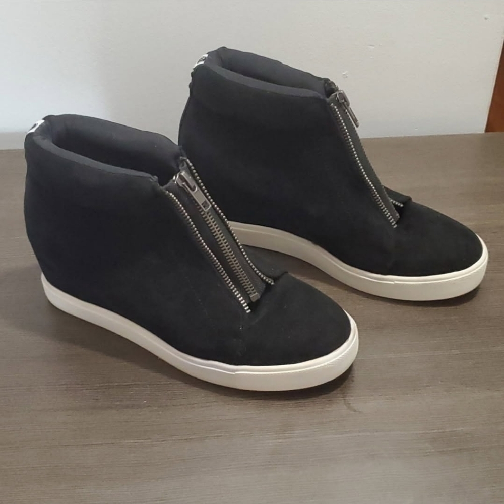 Coconuts By Matisse Black Wedge Sneakers Boots Size 6.5